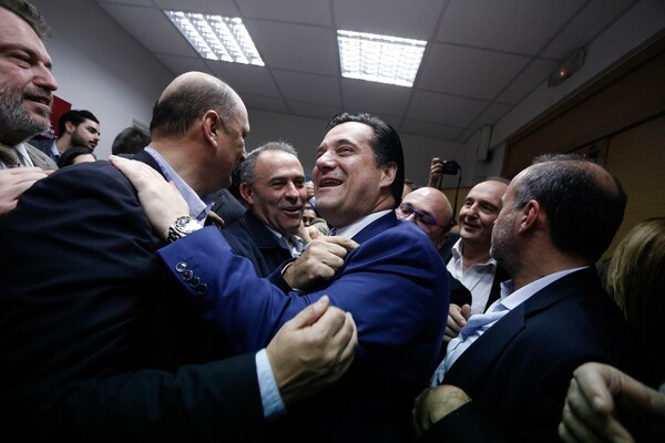 Oι πανηγυρισμοί κατά την άφιξη Μητσοτάκη