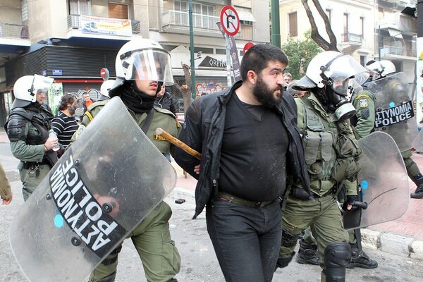 Η πολιορκία της Αθήνας - 50 φωτογραφίες από την επέλαση των αγροτών