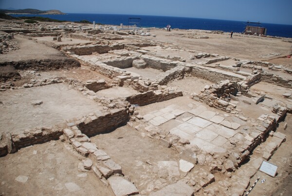 Στο φως τα εντυπωσιακά ευρήματα στο δεύτερο μεγαλύτερο αρχαίο ιερό των Κυκλάδων