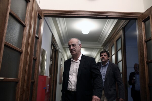 Ο Μάρδας απαντά για τους "πρόσφυγες-επενδυτές": Δεν αναφερόμουν σε Ειδομένη και Πειραιά