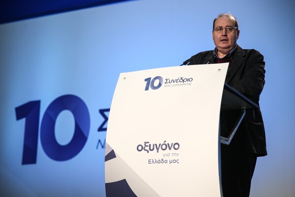 Παρασκήνιο και φωτογραφίες από το Συνέδριο της ΝΔ - Το " Όχι" του Μητσοτάκη στη συναίνεση που ζήτησε ο Φίλης