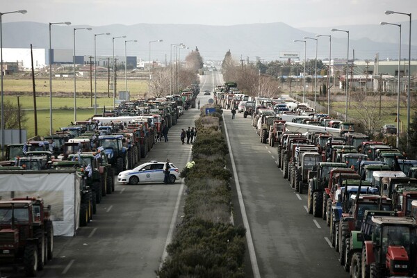 Η Γεροβασίλη προειδοποίησε τους αγρότες πως η τροχαία δεν θα τους επιτρέψει να μπουν στην Αθήνα με τα τρακτέρ