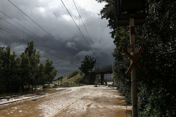 Οι φωτογραφίες από το χάος και την κακοκαιρία στην Αθήνα