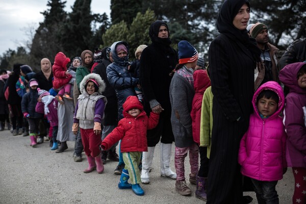 Πρόσφυγες έκλεισαν την Εθνική Οδό Θεσσαλονίκης - Ευζώνων