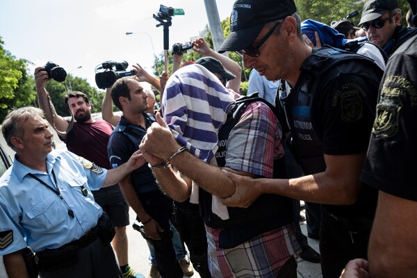 Ένοχοι για παράνομη είσοδο στη χώρα κρίθηκαν οι 8 Τούρκοι στρατιωτικοί
