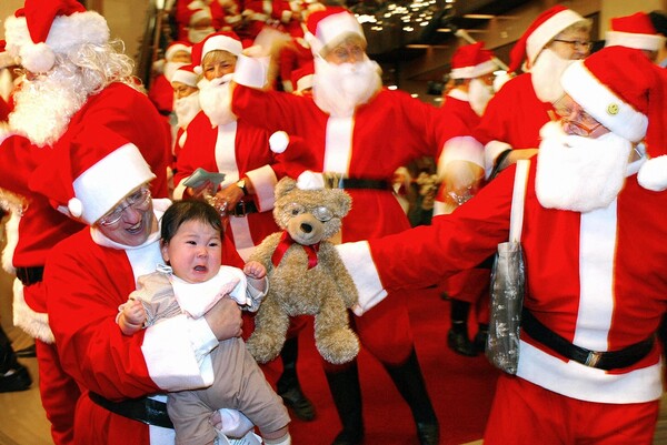 Santa Κλαίω!
