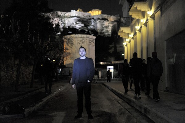 Ο Night Knight έβγαλε έναν έντονα συναισθηματικό ροκ δίσκο