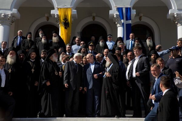 To προσκύνημα του Πούτιν στο Άγιον Όρος