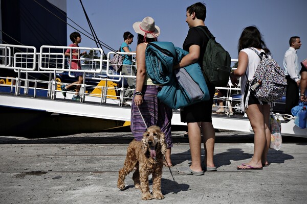 Ρεκόρ αφίξεων προβλέπει για το 2016 ο ΣΕΤΕ- Αναμένει 25 εκατομμύρια τουρίστες