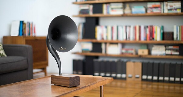 "Floating record" ή αλλιώς η κατακόρυφη εκδοχή του παλιού πικ-απ!