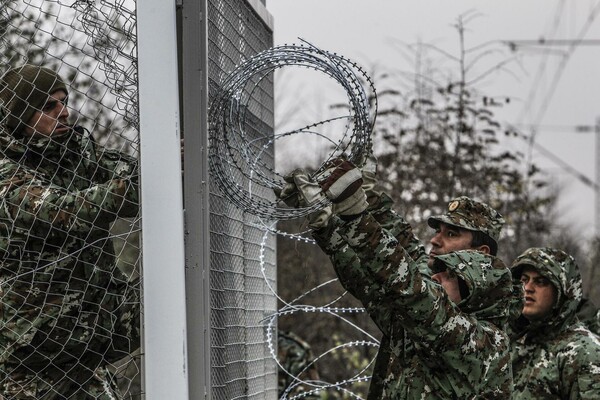 Tα Σκόπια κλείνουν τα σύνορα τους "εντελώς"
