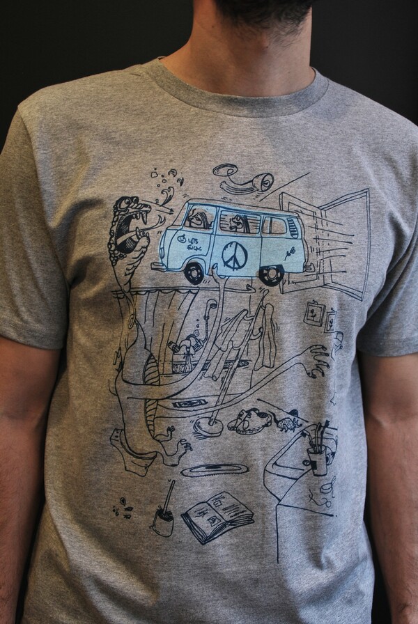 8 δημιουργοί των πιο ιδιαίτερων ελληνικών T-shirts παρουσιάζουν...