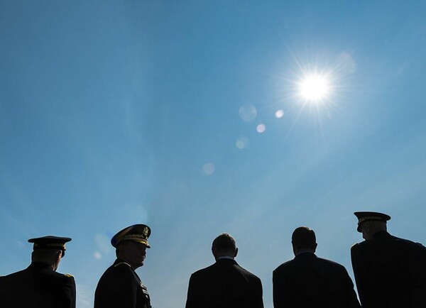 25 από τις καλύτερες στιγμές της στρατιωτικής φωτογραφίας του 2015