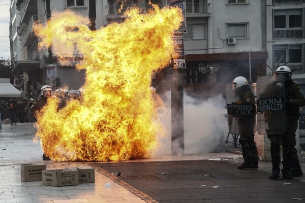 Eικόνες από τα επεισόδια στο κέντρο της Αθήνας - (βίντεο + φωτό)