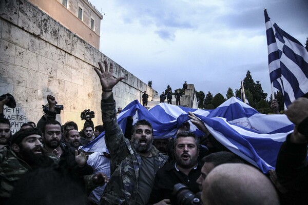 Η πολιορκία της Αθήνας - 50 φωτογραφίες από την επέλαση των αγροτών