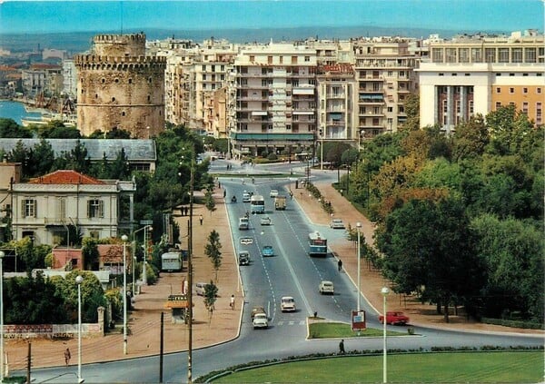 11 φωτογραφίες από τη Θεσσαλονίκη της δεκαετίας του '60