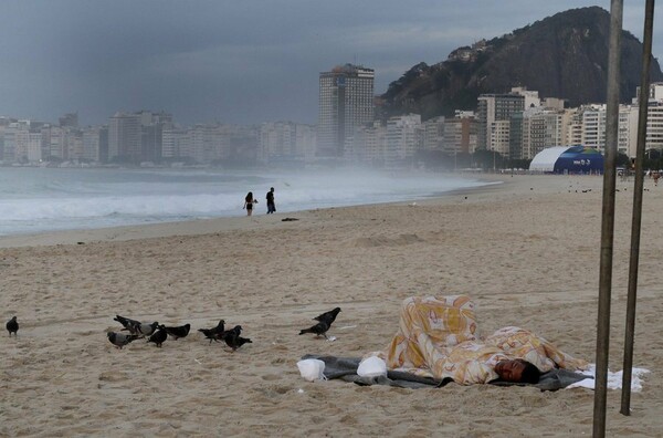 Χάος, μόλυνση και τριτοκοσμικές εικόνες στο Ρίο - Οι φωτογραφίες που κάνουν το γύρο του κόσμου λίγο πριν τους Ολυμπιακούς