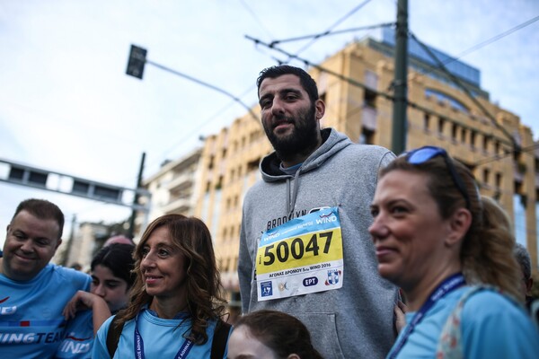 34ος Μαραθώνιος της Αθήνας: 50.000 δρομείς από όλο τον κόσμο στην γιορτή της πόλης