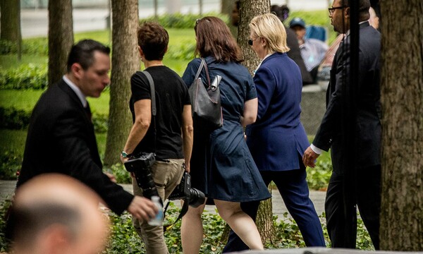 Mια ξαφνική αδιαθεσία της Χίλαρι Κλίντον έγινε αιτία να αποχωρήσει από την τελετή για τα θύματα της 11/9