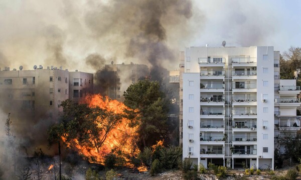Το Ισραήλ στις φλόγες: Ρωσία, Τουρκία, Ελλάδα και Κύπρος στέλνουν πυροσβεστικά αεροπλάνα για να βοηθήσουν