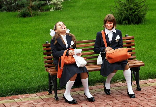 Κορίτσια στο σχολείο