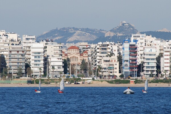 Παντελή Καναράκη, πες μας μερικούς λόγους που κάνουν το Παλαιό Φάληρο κινηματογραφική γειτονιά