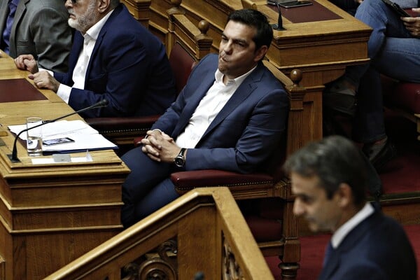 Δημοσκόπηση ΠΑΜΑΚ: Ανοίγει κι άλλο η ψαλίδα ΝΔ - ΣΥΡΙΖΑ