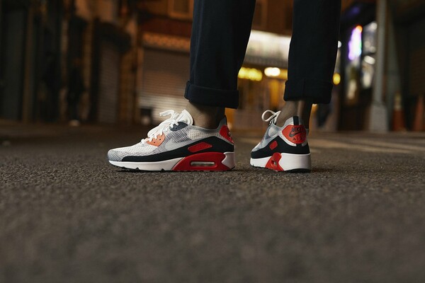 Τα Nike Air Max και «η Μικρή Ολλανδέζα» συναντιούνται στον αέρα