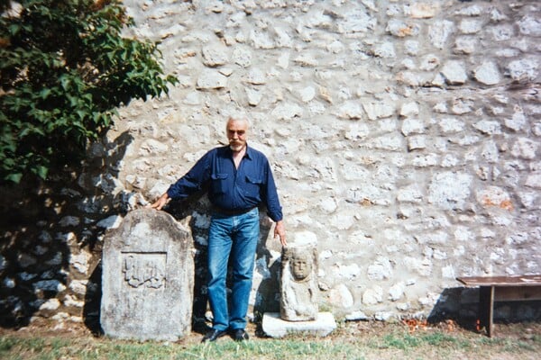 Η αψιά κι ελεύθερη ζωή του εθνολόγου Ε. Ζάχου - Παπαζαχαρίου