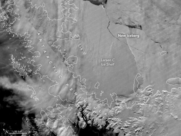 Νέες φωτογραφίες από το τεράστιο παγόβουνο στην Ανταρκτική - Το χάσμα με την παγοκρηπίδα Larsen μεγαλώνει συνεχώς