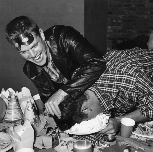 Ο Bruce Weber ανοίγει το «διάσημο» αρχείο του και μοιράζεται τους «Χρυσούς Κανόνες» για επίδοξους ηθοποιούς