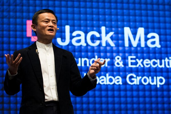 Ο μεγιστάνας της Alibaba προειδοποιεί για Γ΄ Παγκόσμιο Πόλεμο και την Τεχνητή Νοημοσύνη
