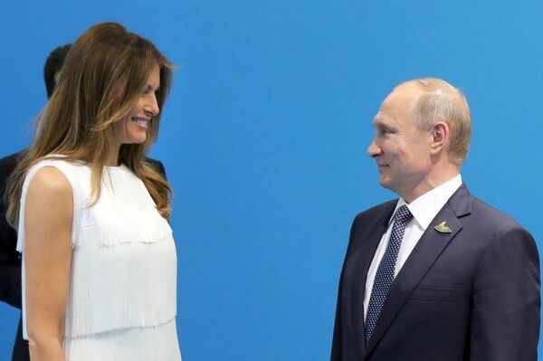 Η Μελάνια δίπλα στον Πούτιν και το φόρεμα που προκάλεσε συζητήσεις - πάλι
