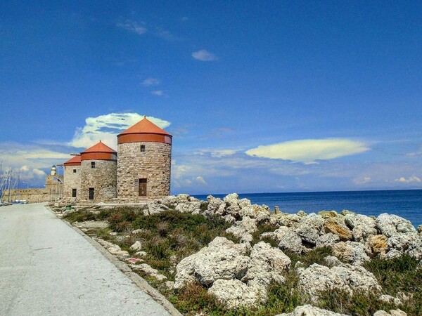 50 νέες φωτογραφίες των αναγνωστών μας, στο σημερινό INSTALIFO