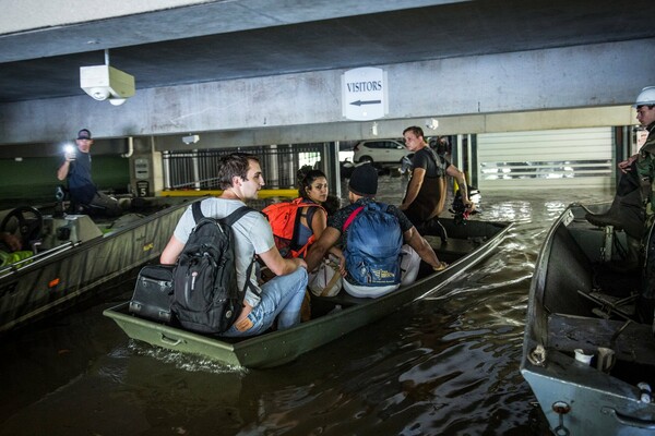 60 εικόνες από τον τυφώνα Harvey, που δείχνουν όλες τις πτυχές της καταστροφής