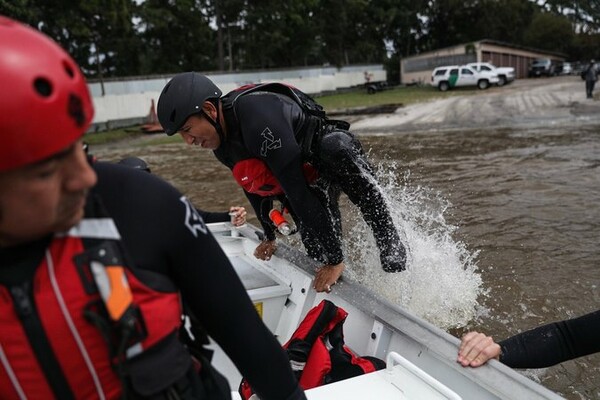 60 εικόνες από τον τυφώνα Harvey, που δείχνουν όλες τις πτυχές της καταστροφής