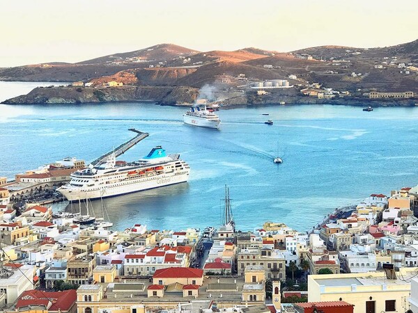 40 νέες φωτογραφίες των αναγνωστών μας, στο σημερινό INSTALIFO