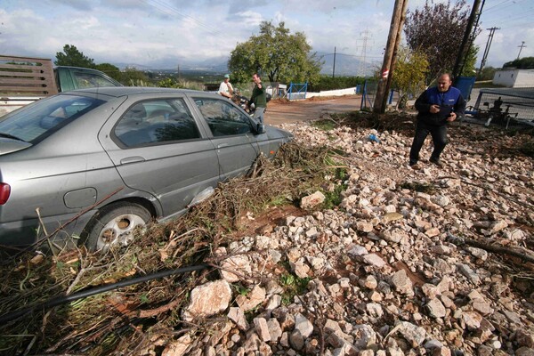 Ακαδημία Αθηνών: Ανησυχία για το κλίμα στην Ελλάδα - Έρχονται νέα και πιο συχνά ακραία καιρικά φαινόμενα