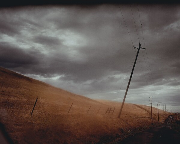 H χλωμή φωτιά του Todd Hido