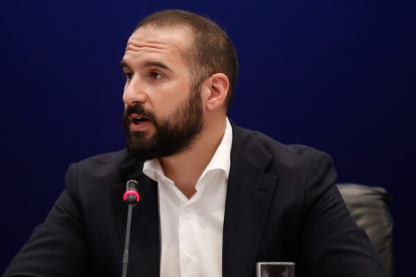 Τζανακόπουλος στο CNBC: Θα έχουμε σύντομα λύση για το χρέος