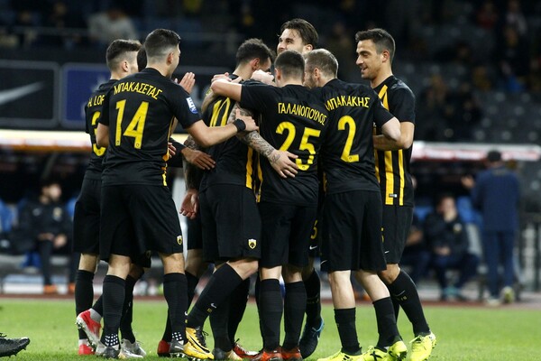 Εύκολη νίκη και κορυφή για την ΑΕΚ (3-0 τον Πλατανιά)