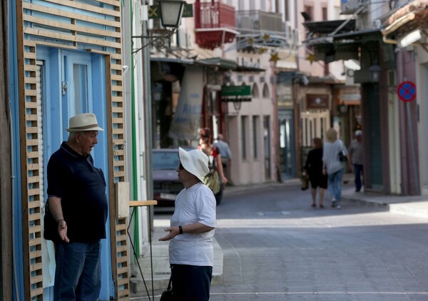 «Νέκρωσε» η Μυτιλήνη - Έτσι υποδέχονται τον Τσίπρα (ΦΩΤΟΓΡΑΦΙΕΣ)