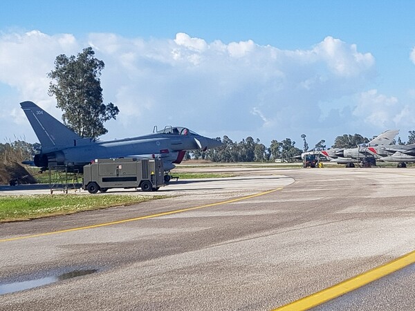 Εντυπωσιακές εικόνες από την πολυεθνική αεροπορική άσκηση «Ηνίοχος 2018» στο FIR Αθηνών