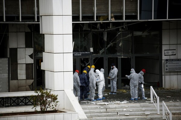 Με καλάσνικοφ πυροβόλησαν οι τρομοκράτες στο Εφετείο - Την «ΟΛΑ» βλέπει η ΕΛ.ΑΣ πίσω από την επίθεση