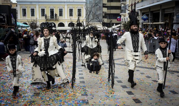 Όλες οι φωτογραφίες από το Καρναβάλι της Πάτρας