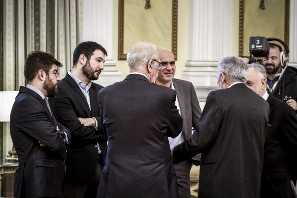 Ορκίστηκαν τα νέα μέλη της κυβέρνησης - ΦΩΤΟΓΡΑΦΙΕΣ