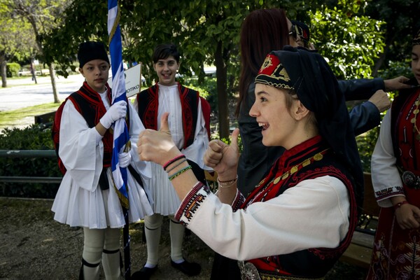 Ολοκληρώθηκε η μαθητική παρέλαση στην Αθήνα για την 25η Μαρτίου