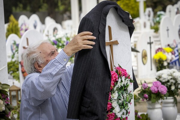 Σήμερα οι Πόντιοι στα Σούρμενα τρώνε πάνω από τους τάφους των νεκρών τους