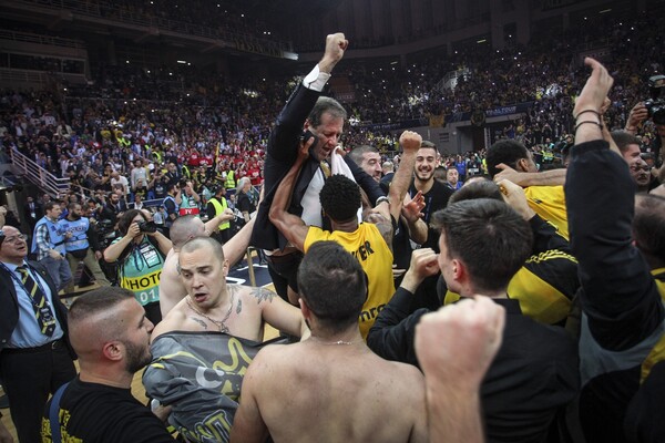 «Βασίλισσα» η ΑΕΚ στην κορυφή της Ευρώπης - Kατέκτησε το Basketball Champions League