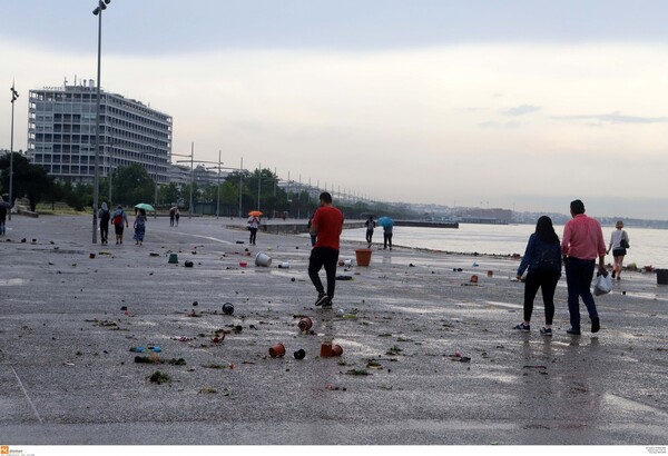Ακραία κακοκαιρία σάρωσε τη Θεσσαλονίκη - Γυναίκα παρασύρθηκε από χείμαρρο